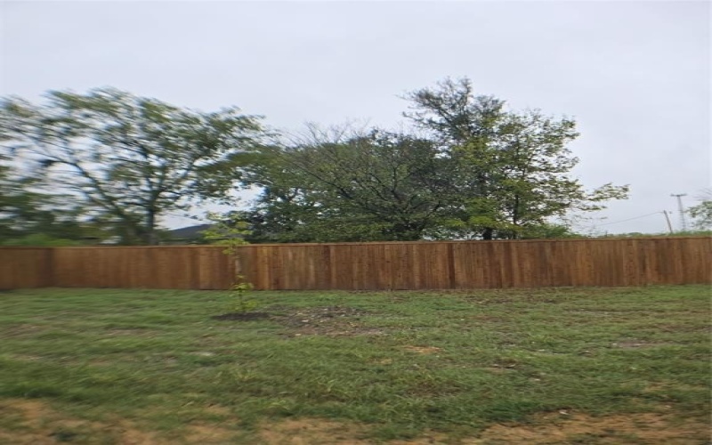 1010 S Preston Street, Ennis, TX 75119, 3 Bedrooms Bedrooms, ,2 BathroomsBathrooms,Residential,For Sale,1010 S Preston Street,20740604
