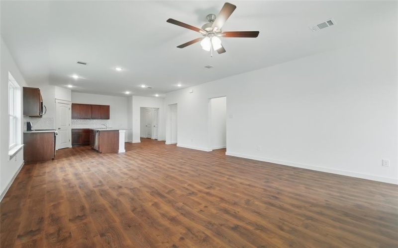 216 Mercy Street, Godley, TX 76044, 4 Habitaciones Habitaciones , ,2 BañosBaños,Residential,En Venta,216 Mercy Street,20740685