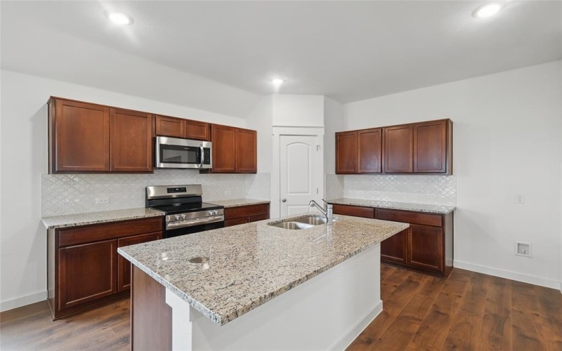 216 Mercy Street, Godley, TX 76044, 4 Habitaciones Habitaciones , ,2 BañosBaños,Residential,En Venta,216 Mercy Street,20740685