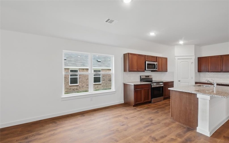 216 Mercy Street, Godley, TX 76044, 4 Habitaciones Habitaciones , ,2 BañosBaños,Residential,En Venta,216 Mercy Street,20740685