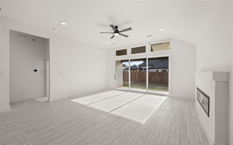 6721 Rosby Avenue, Fort Worth, TX 76123, 3 Bedrooms Bedrooms, ,3 BathroomsBathrooms,Residential,For Sale,6721 Rosby Avenue,20740754