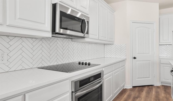 10 Louis Road, Sherman, TX 75090, 4 Bedrooms Bedrooms, ,2 BathroomsBathrooms,Residential,For Sale,10 Louis Road,20740978