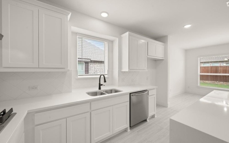 6720 Rosby Avenue, Fort Worth, TX 76123, 5 Habitaciones Habitaciones , ,5 BañosBaños,Residential,En Venta,6720 Rosby Avenue,20741147