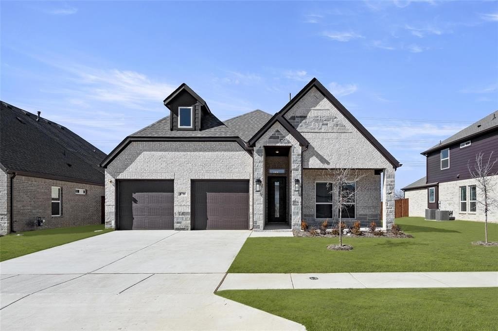 8716 Heartland Drive, Fort Worth, TX 76123, 3 Bedrooms Bedrooms, ,3 BathroomsBathrooms,Residential,For Sale,8716 Heartland Drive,20741153