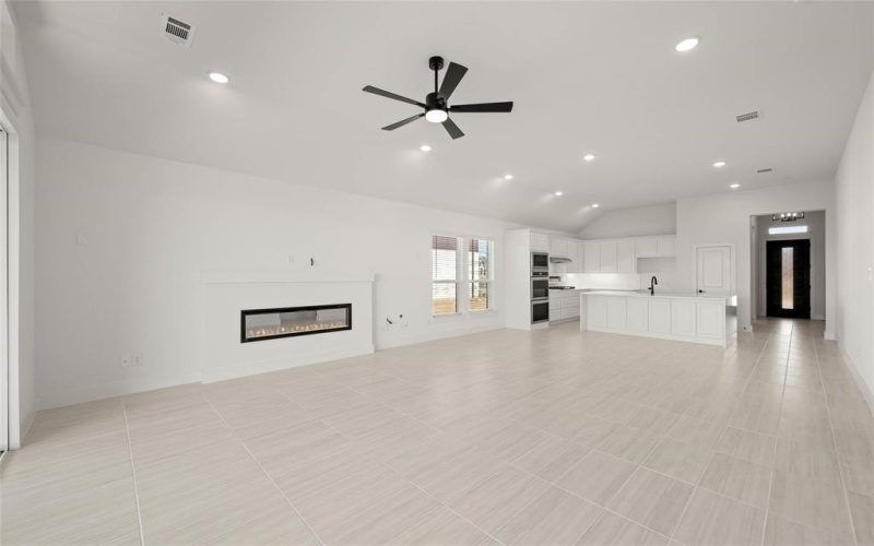 8716 Heartland Drive, Fort Worth, TX 76123, 3 Bedrooms Bedrooms, ,3 BathroomsBathrooms,Residential,For Sale,8716 Heartland Drive,20741153