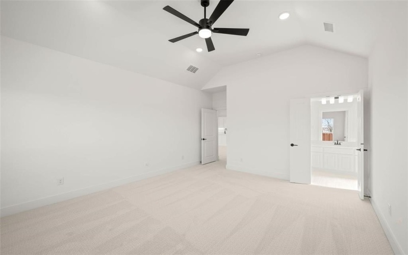 8716 Heartland Drive, Fort Worth, TX 76123, 3 Bedrooms Bedrooms, ,3 BathroomsBathrooms,Residential,For Sale,8716 Heartland Drive,20741153