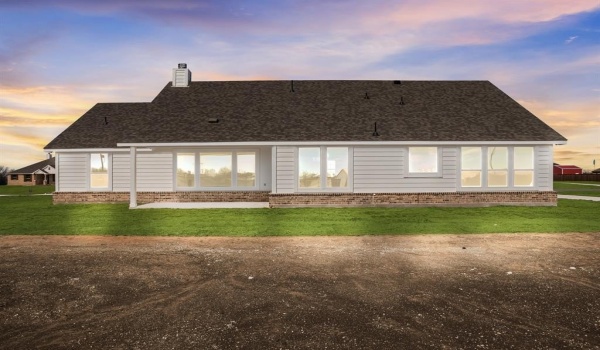 6 Ina Road, Sherman, TX 75090, 3 Bedrooms Bedrooms, ,2 BathroomsBathrooms,Residential,For Sale,6 Ina Road,20741169