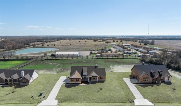 6 Ina Road, Sherman, TX 75090, 3 Bedrooms Bedrooms, ,2 BathroomsBathrooms,Residential,For Sale,6 Ina Road,20741169