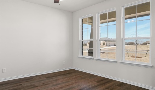 6 Ina Road, Sherman, TX 75090, 3 Bedrooms Bedrooms, ,2 BathroomsBathrooms,Residential,For Sale,6 Ina Road,20741169