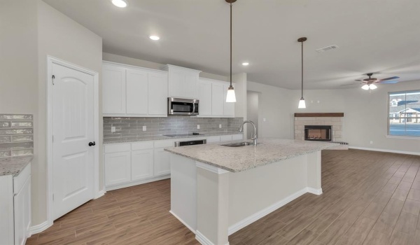 2 Ina Road, Sherman, TX 75090, 4 Bedrooms Bedrooms, ,2 BathroomsBathrooms,Residential,For Sale,2 Ina Road,20741173