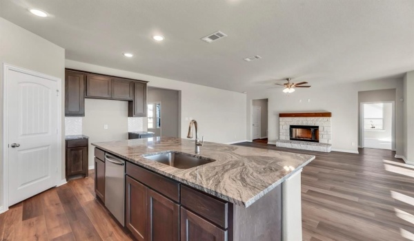 10 Ina Road, Sherman, TX 75090, 4 Bedrooms Bedrooms, ,3 BathroomsBathrooms,Residential,For Sale,10 Ina Road,20741178