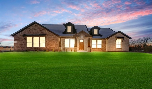 10 Ina Road, Sherman, TX 75090, 4 Bedrooms Bedrooms, ,3 BathroomsBathrooms,Residential,For Sale,10 Ina Road,20741178
