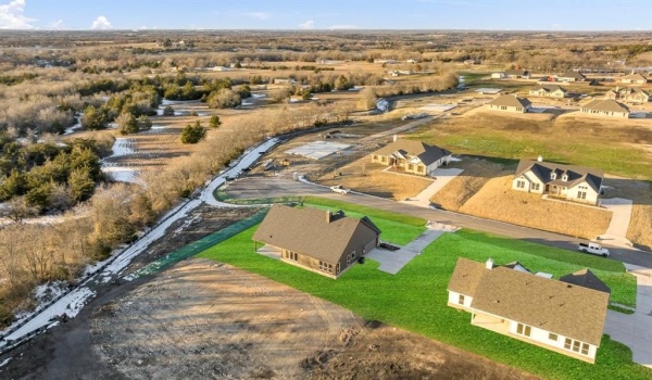 10 Ina Road, Sherman, TX 75090, 4 Bedrooms Bedrooms, ,3 BathroomsBathrooms,Residential,For Sale,10 Ina Road,20741178