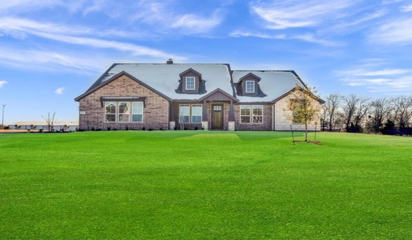 10 Ina Road, Sherman, TX 75090, 4 Bedrooms Bedrooms, ,3 BathroomsBathrooms,Residential,For Sale,10 Ina Road,20741178