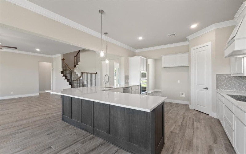 2205 Crystal Palace Boulevard, Alvarado, TX 76009, 4 Bedrooms Bedrooms, ,5 BathroomsBathrooms,Residential,For Sale,2205 Crystal Palace Boulevard,20741441