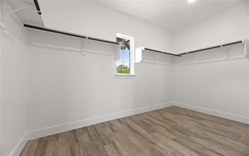 2205 Crystal Palace Boulevard, Alvarado, TX 76009, 4 Bedrooms Bedrooms, ,5 BathroomsBathrooms,Residential,For Sale,2205 Crystal Palace Boulevard,20741441