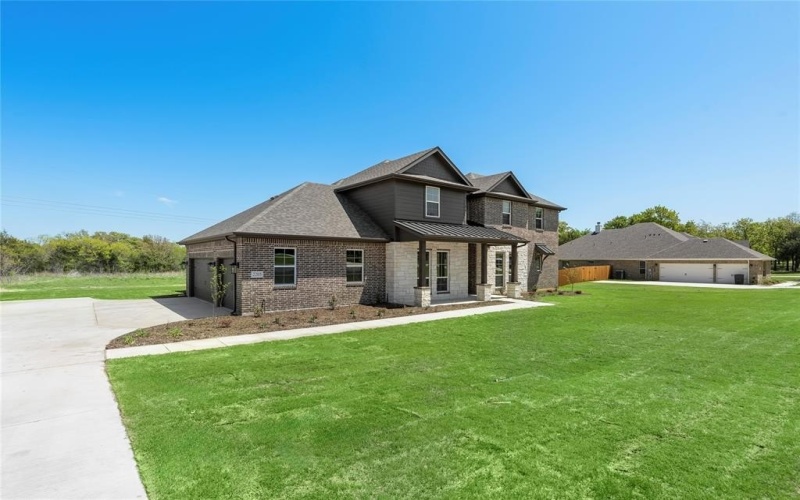 2205 Crystal Palace Boulevard, Alvarado, TX 76009, 4 Bedrooms Bedrooms, ,5 BathroomsBathrooms,Residential,For Sale,2205 Crystal Palace Boulevard,20741441