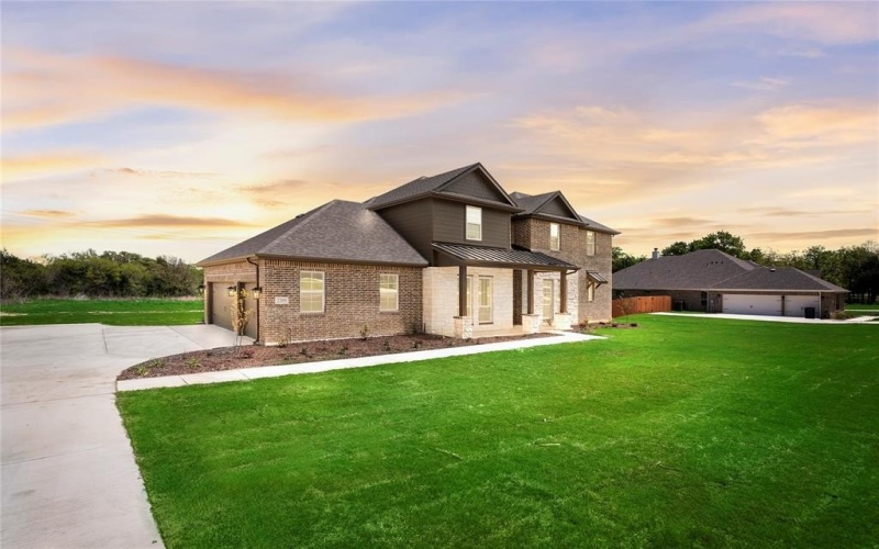 2205 Crystal Palace Boulevard, Alvarado, TX 76009, 4 Bedrooms Bedrooms, ,5 BathroomsBathrooms,Residential,For Sale,2205 Crystal Palace Boulevard,20741441