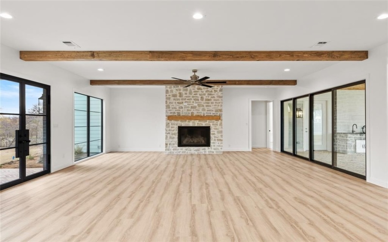 1229 Hunt Road, Gunter, TX 75058, 5 Habitaciones Habitaciones , ,3 BañosBaños,Residential,En Venta,1229 Hunt Road,20741474