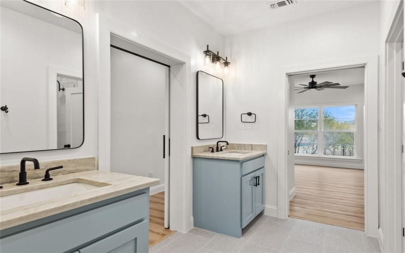 1229 Hunt Road, Gunter, TX 75058, 5 Habitaciones Habitaciones , ,3 BañosBaños,Residential,En Venta,1229 Hunt Road,20741474