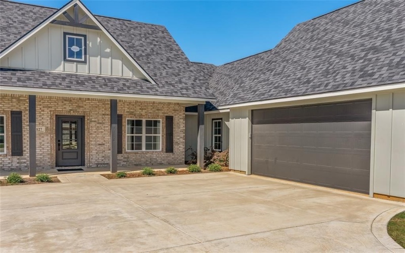 127 Sitka Loop, Haughton, LA 71037, 4 Bedrooms Bedrooms, ,2 BathroomsBathrooms,Residential,For Sale,127 Sitka Loop,20741534