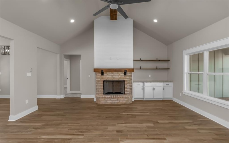 127 Sitka Loop, Haughton, LA 71037, 4 Bedrooms Bedrooms, ,2 BathroomsBathrooms,Residential,For Sale,127 Sitka Loop,20741534
