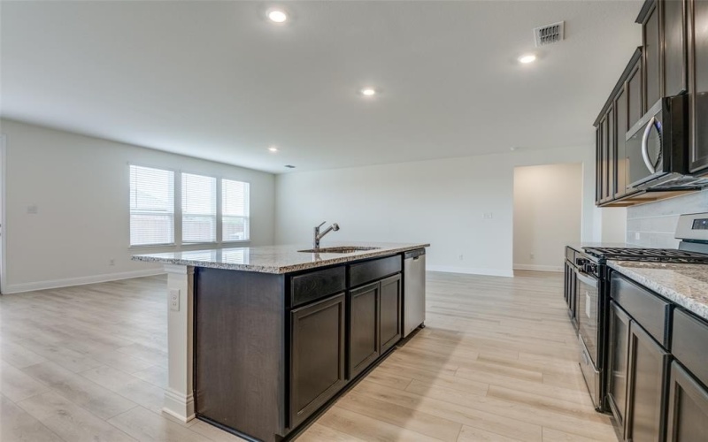 3725 Blooming Prairie Drive, Crandall, TX 75114, 4 Bedrooms Bedrooms, ,2 BathroomsBathrooms,Residential,For Sale,3725 Blooming Prairie Drive,20741937