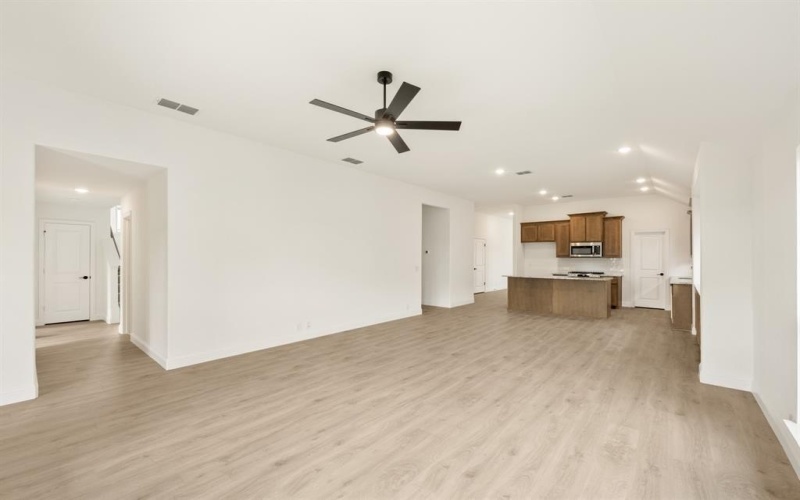 438 Aspen Way, Lavon, TX 75166, 4 Habitaciones Habitaciones , ,3 BañosBaños,Residential,En Venta,438 Aspen Way,20742224