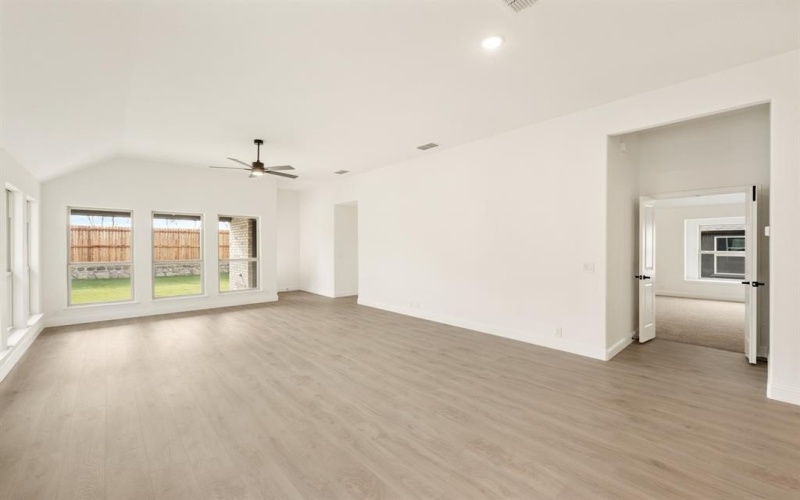438 Aspen Way, Lavon, TX 75166, 4 Habitaciones Habitaciones , ,3 BañosBaños,Residential,En Venta,438 Aspen Way,20742224