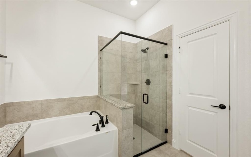438 Aspen Way, Lavon, TX 75166, 4 Habitaciones Habitaciones , ,3 BañosBaños,Residential,En Venta,438 Aspen Way,20742224
