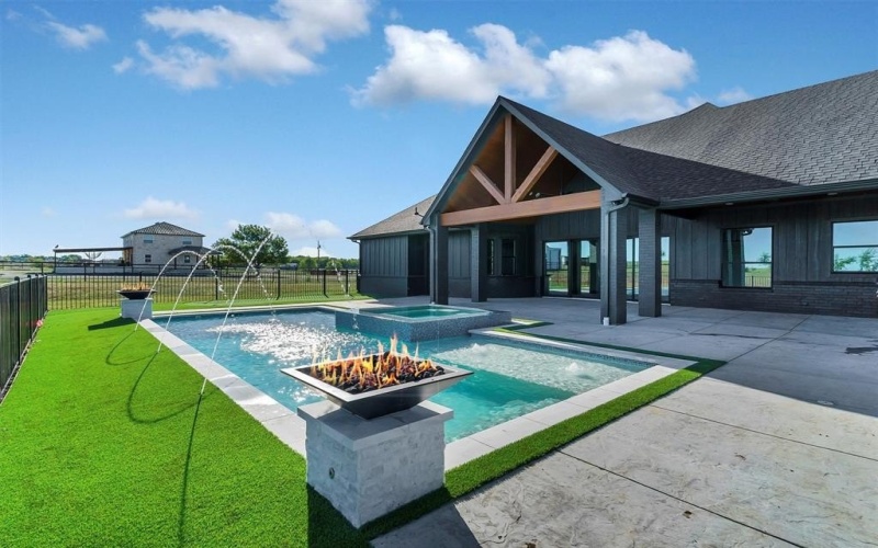 5360 Moncrief Road, Justin, TX 76247, 5 Habitaciones Habitaciones , ,3 BañosBaños,Residential,En Venta,5360 Moncrief Road,20742971