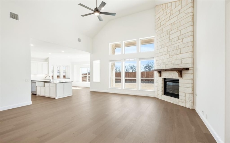 2307 Knapp Trail, Mansfield, TX 76063, 3 Bedrooms Bedrooms, ,2 BathroomsBathrooms,Residential,For Sale,2307 Knapp Trail,20731275