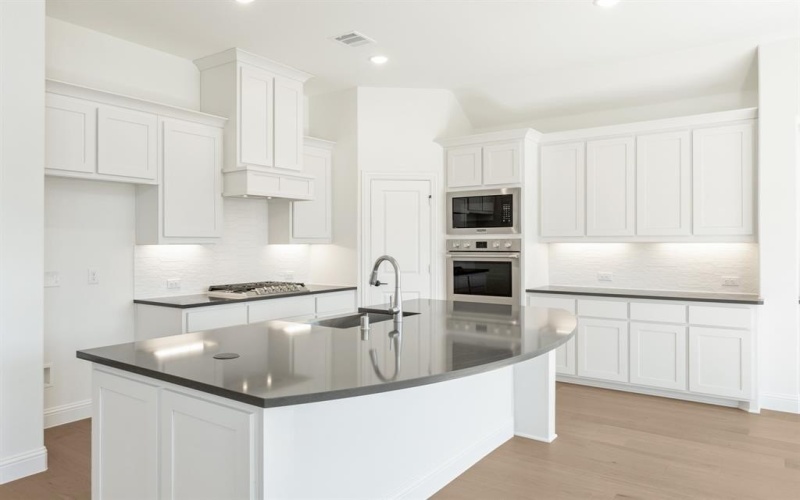 2307 Knapp Trail, Mansfield, TX 76063, 3 Bedrooms Bedrooms, ,2 BathroomsBathrooms,Residential,For Sale,2307 Knapp Trail,20731275