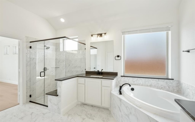 2307 Knapp Trail, Mansfield, TX 76063, 3 Bedrooms Bedrooms, ,2 BathroomsBathrooms,Residential,For Sale,2307 Knapp Trail,20731275