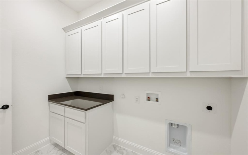 2307 Knapp Trail, Mansfield, TX 76063, 3 Bedrooms Bedrooms, ,2 BathroomsBathrooms,Residential,For Sale,2307 Knapp Trail,20731275