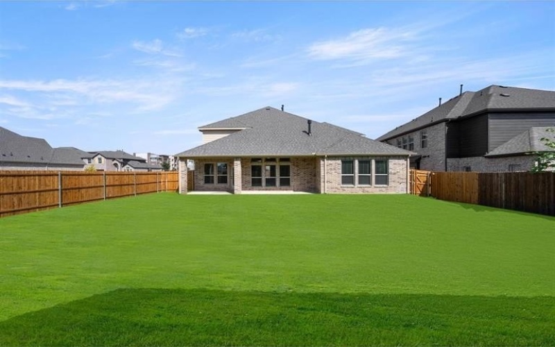 300 Tradd, Glenn Heights, TX 75154, 5 Habitaciones Habitaciones , ,3 BañosBaños,Residential,En Venta,300 Tradd,20744006