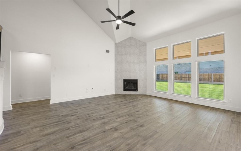 300 Tradd, Glenn Heights, TX 75154, 5 Habitaciones Habitaciones , ,3 BañosBaños,Residential,En Venta,300 Tradd,20744006