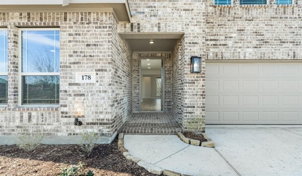 178 Creekside Drive, Sanger, TX 76266, 3 Habitaciones Habitaciones , ,2 BañosBaños,Residential,En Venta,178 Creekside Drive,20744064
