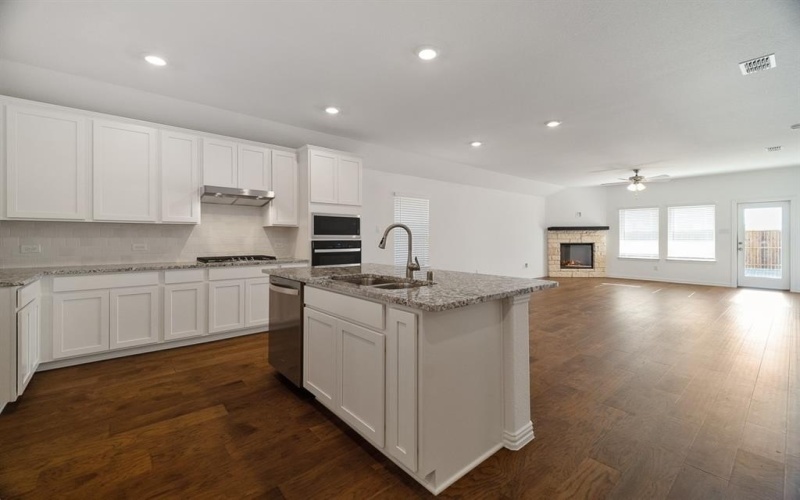 227 Freedom Trail, Forney, TX 75126, 4 Habitaciones Habitaciones , ,2 BañosBaños,Residential,En Venta,227 Freedom Trail,20744144