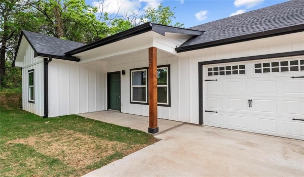 727 W Parnell Street, Denison, TX 75020, 3 Bedrooms Bedrooms, ,2 BathroomsBathrooms,Residential,For Sale,727 W Parnell Street,20744145
