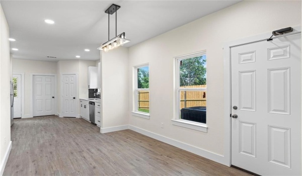 727 W Parnell Street, Denison, TX 75020, 3 Bedrooms Bedrooms, ,2 BathroomsBathrooms,Residential,For Sale,727 W Parnell Street,20744145