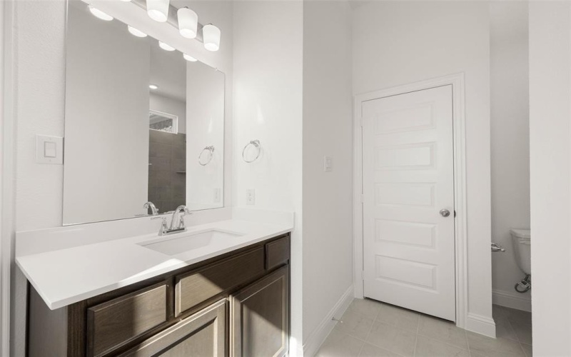 129 Hollingsworth Lane, Oak Leaf, TX 75154, 4 Habitaciones Habitaciones , ,5 BañosBaños,Residential,En Venta,129 Hollingsworth Lane,20744163