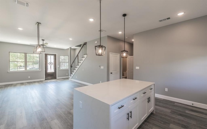 808 Crow Court, Granbury, TX 76048, 3 Bedrooms Bedrooms, ,2 BathroomsBathrooms,Residential,For Sale,808 Crow Court,20744180