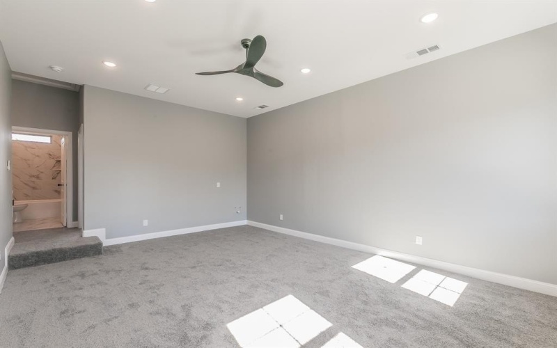 808 Crow Court, Granbury, TX 76048, 3 Bedrooms Bedrooms, ,2 BathroomsBathrooms,Residential,For Sale,808 Crow Court,20744180