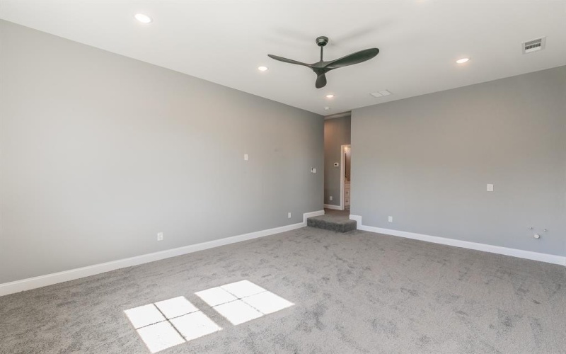 808 Crow Court, Granbury, TX 76048, 3 Bedrooms Bedrooms, ,2 BathroomsBathrooms,Residential,For Sale,808 Crow Court,20744180