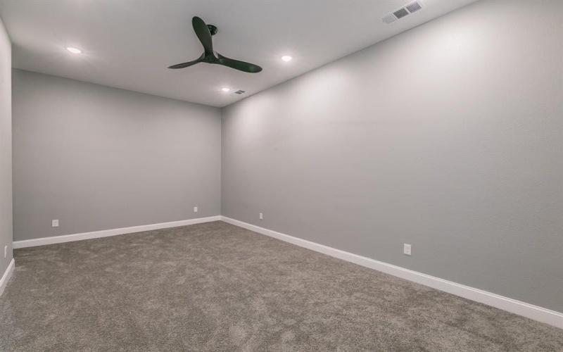 808 Crow Court, Granbury, TX 76048, 3 Bedrooms Bedrooms, ,2 BathroomsBathrooms,Residential,For Sale,808 Crow Court,20744180