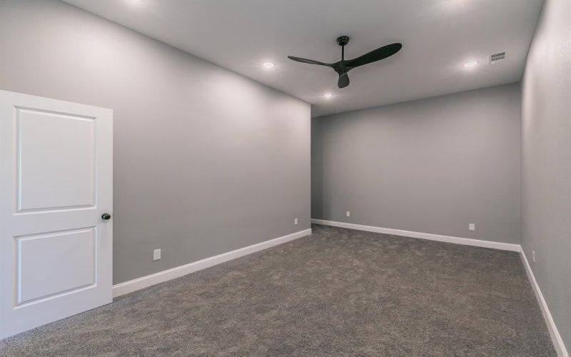 808 Crow Court, Granbury, TX 76048, 3 Bedrooms Bedrooms, ,2 BathroomsBathrooms,Residential,For Sale,808 Crow Court,20744180