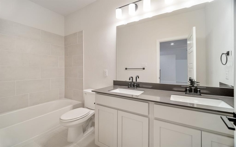 223 Freedom Trail, Forney, TX 75126, 4 Bedrooms Bedrooms, ,3 BathroomsBathrooms,Residential,For Sale,223 Freedom Trail,20744203