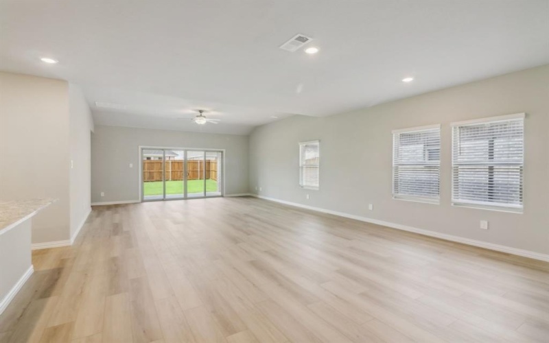 1318 Los Olmos Lane, Crandall, TX 75114, 4 Bedrooms Bedrooms, ,3 BathroomsBathrooms,Residential,For Sale,1318 Los Olmos Lane,20732122