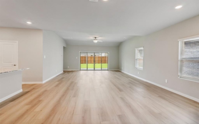 1318 Los Olmos Lane, Crandall, TX 75114, 4 Bedrooms Bedrooms, ,3 BathroomsBathrooms,Residential,For Sale,1318 Los Olmos Lane,20732122